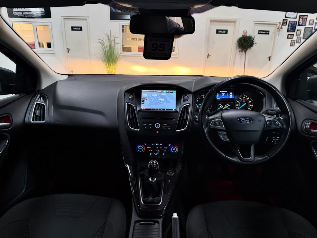 Used Ford Focus 2015 for sale - 77328091: Photo 17