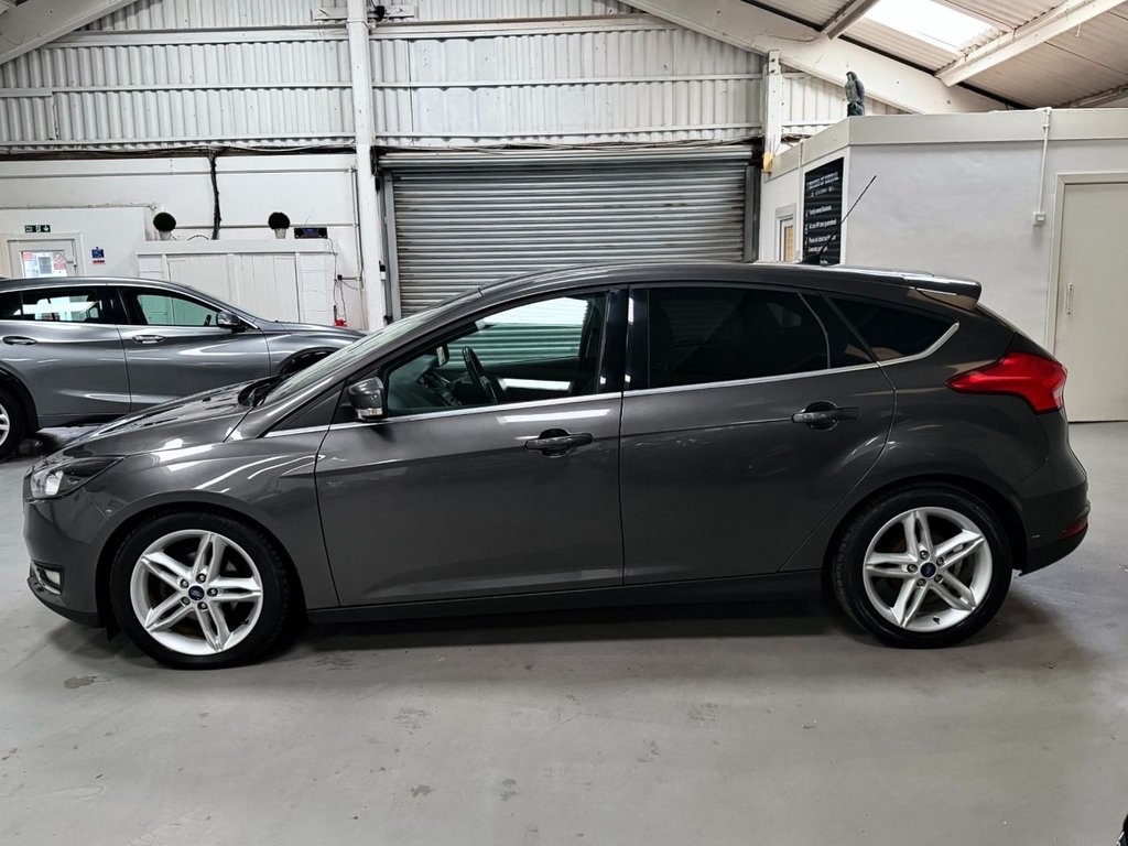 Used Ford Focus 2015 for sale - 77328091: Photo 19