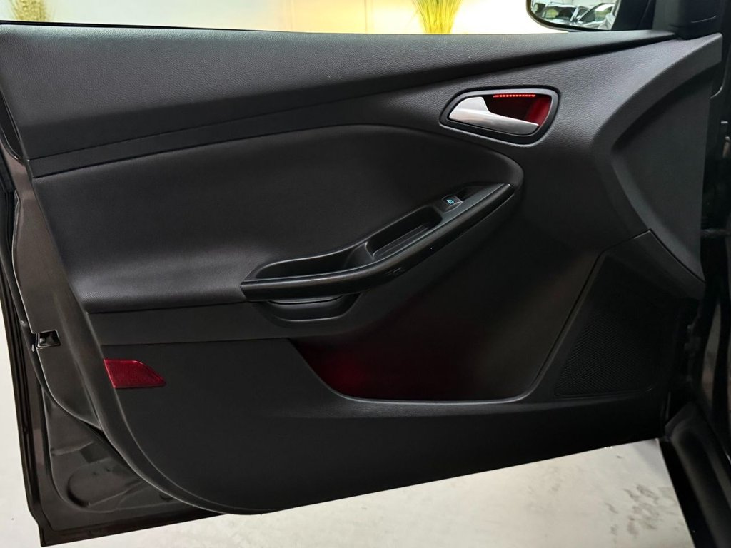 Used Ford Focus 2015 for sale - 77328091: Photo 47