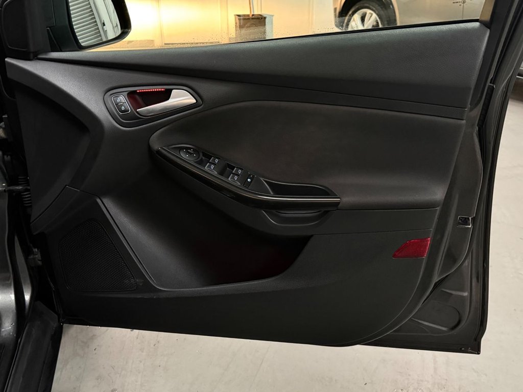 Used Ford Focus 2015 for sale - 77328091: Photo 50