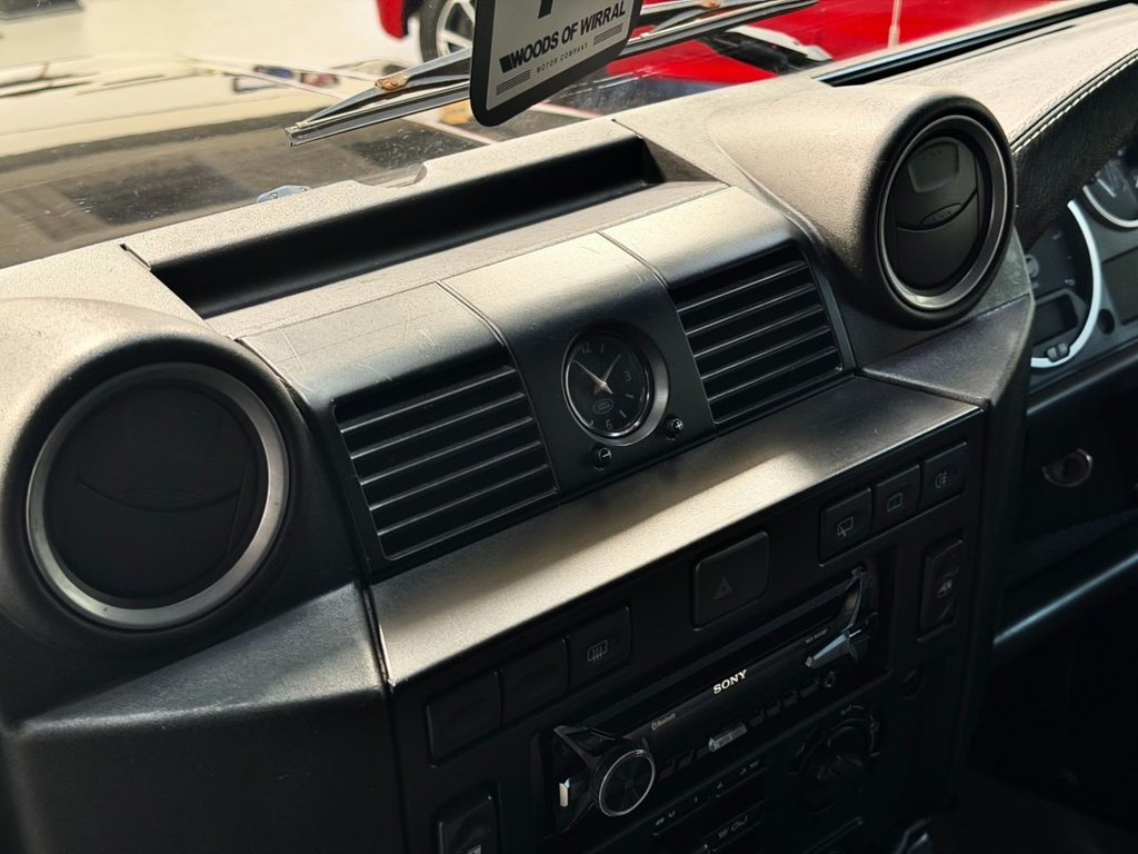 Used Land Rover Defender 2011 for sale - 77369921: Photo 27