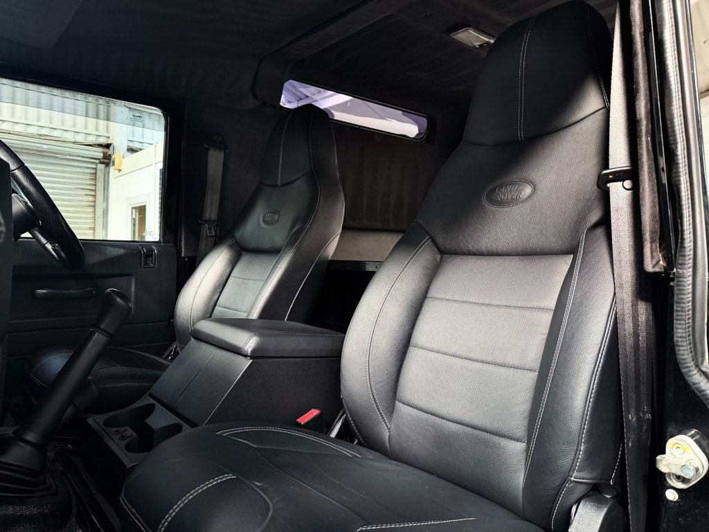 Used Land Rover Defender 2011 for sale - 77369921: Photo 30