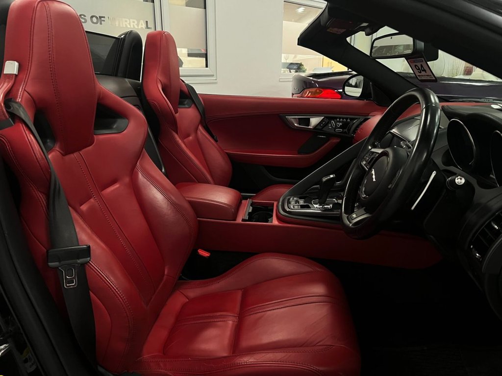 Used Jaguar F-Type 2015 for sale - 77806346: Photo 21