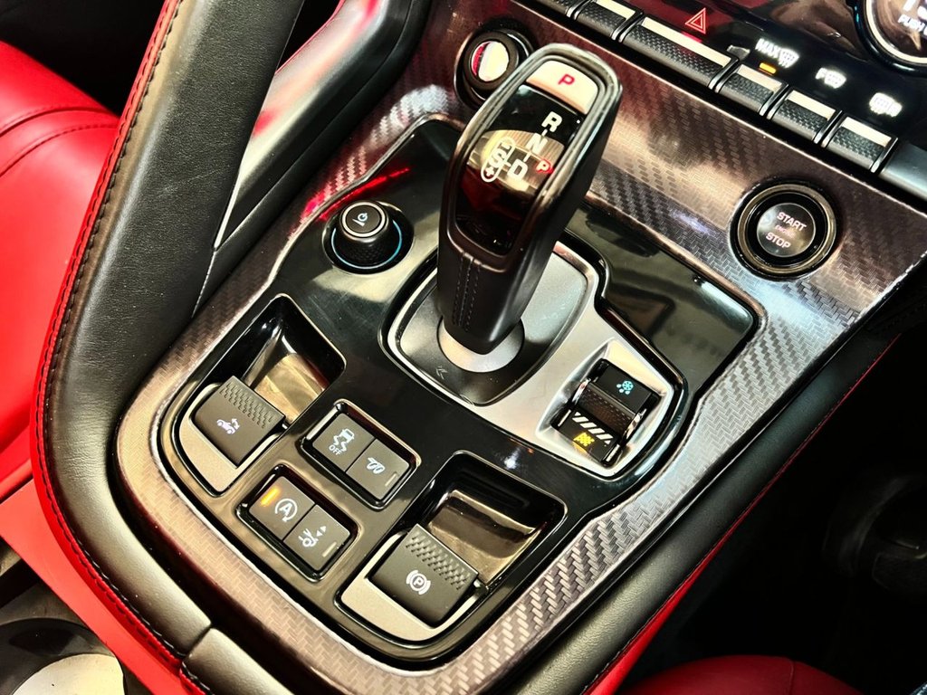 Used Jaguar F-Type 2015 for sale - 77806346: Photo 42