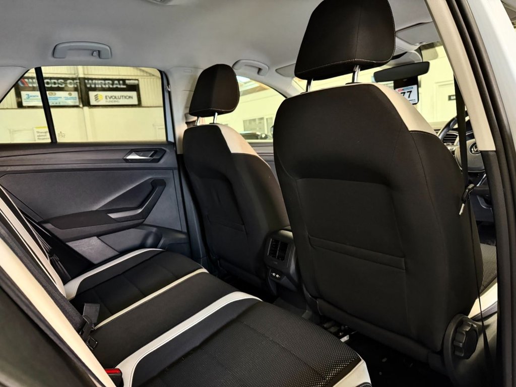 Used Volkswagen T-Roc 2021 for sale - 78056178: Photo 6