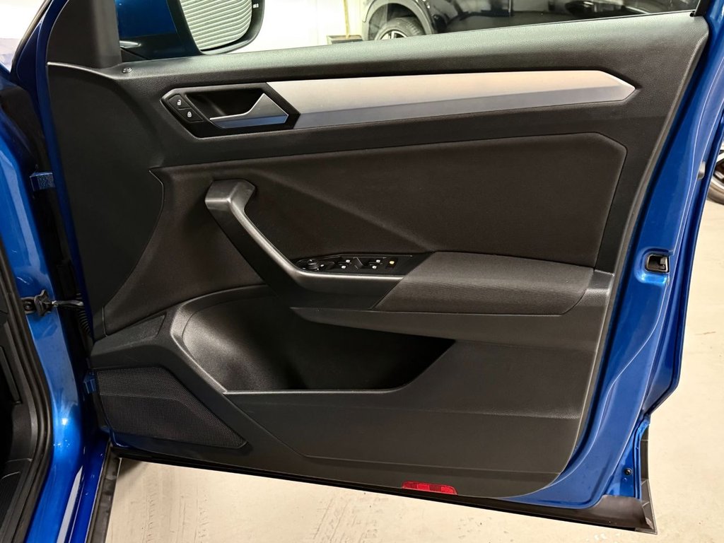 Used Volkswagen T-Roc 2022 for sale - 77427835: Photo 31