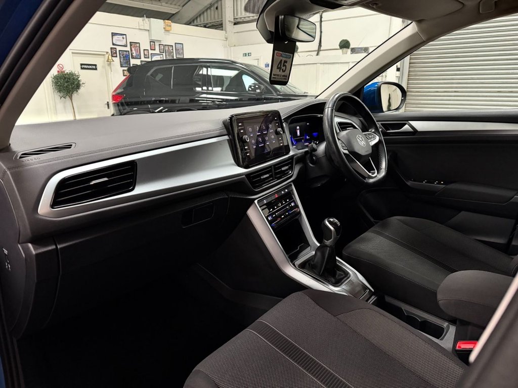 Used Volkswagen T-Roc 2022 for sale - 77427835: Photo 9