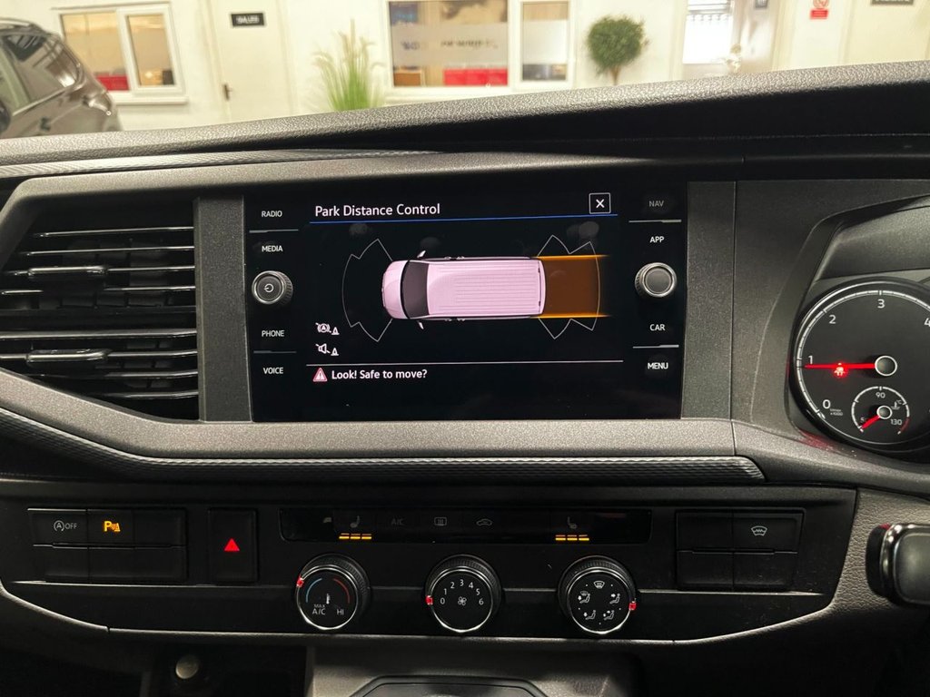 Used Volkswagen Transporter 2022 for sale - 77332488: Photo 45