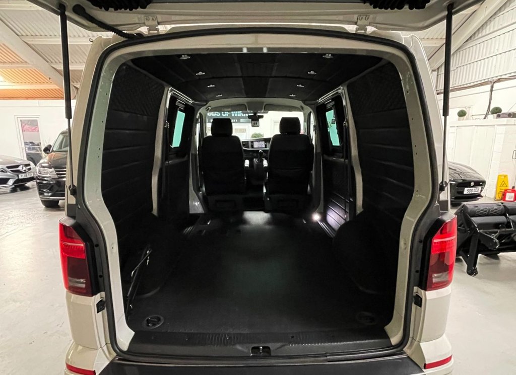 Used Volkswagen Transporter 2022 for sale - 77332488: Photo 48