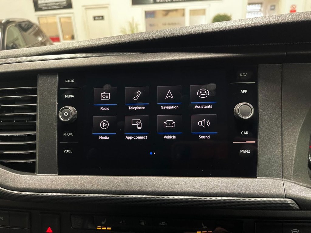 Used Volkswagen Transporter 2022 for sale - 77332488: Photo 50