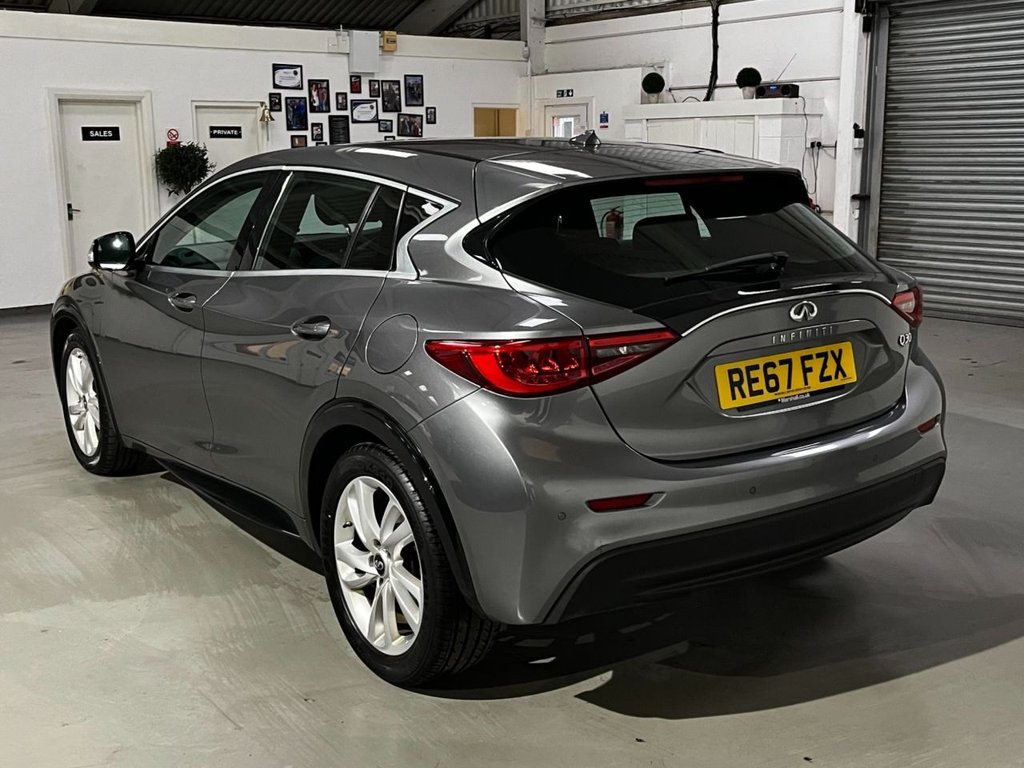 Used Infiniti Q30 2017 for sale - 77327800: Photo 2