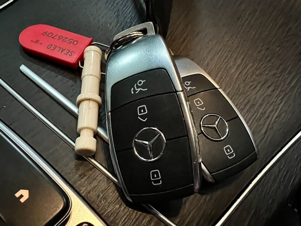 Used Mercedes-Benz GLC 2019 for sale - 77370019: Photo 30