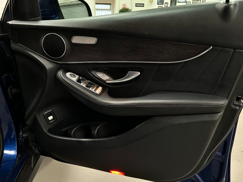 Used Mercedes-Benz GLC 2019 for sale - 77370019: Photo 38