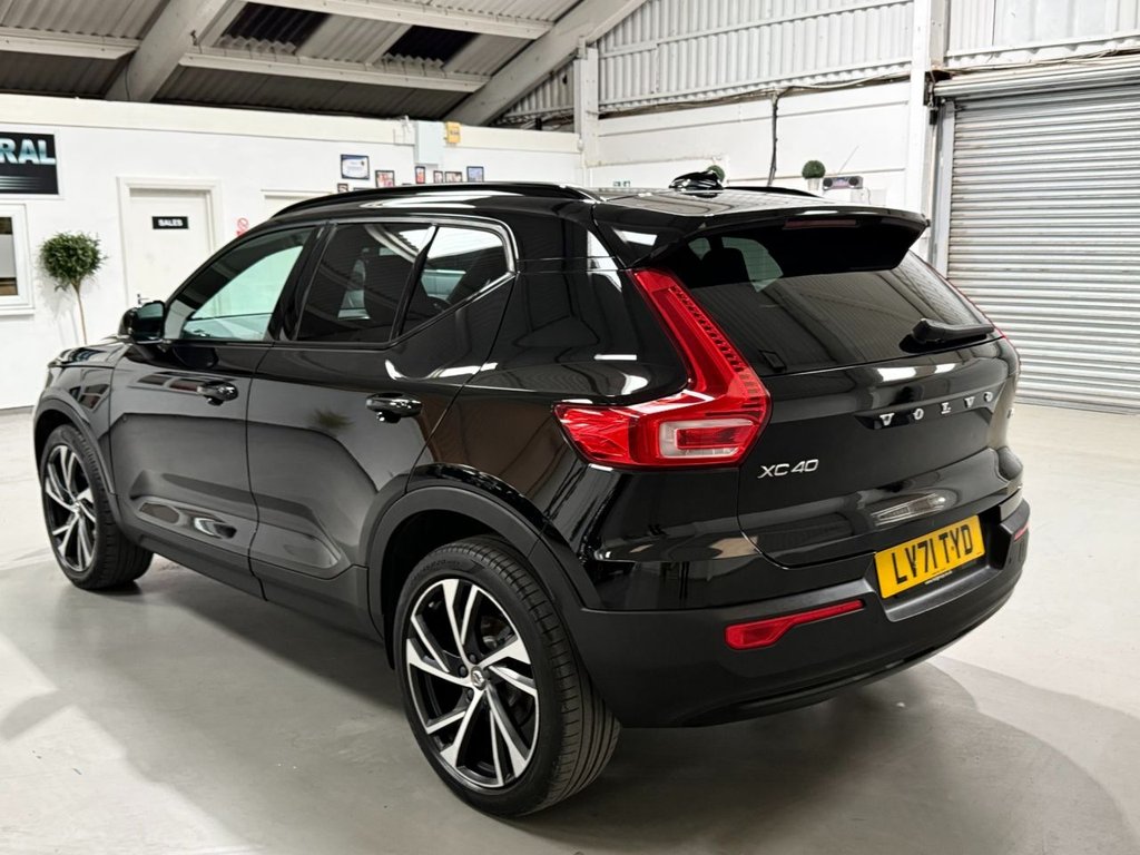 Used Volvo XC40 2022 for sale - 77332489: Photo 2