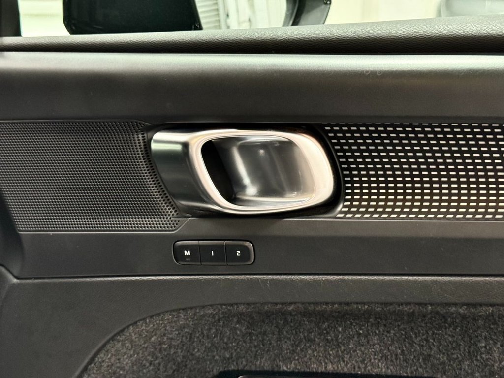 Used Volvo XC40 2022 for sale - 77332489: Photo 31