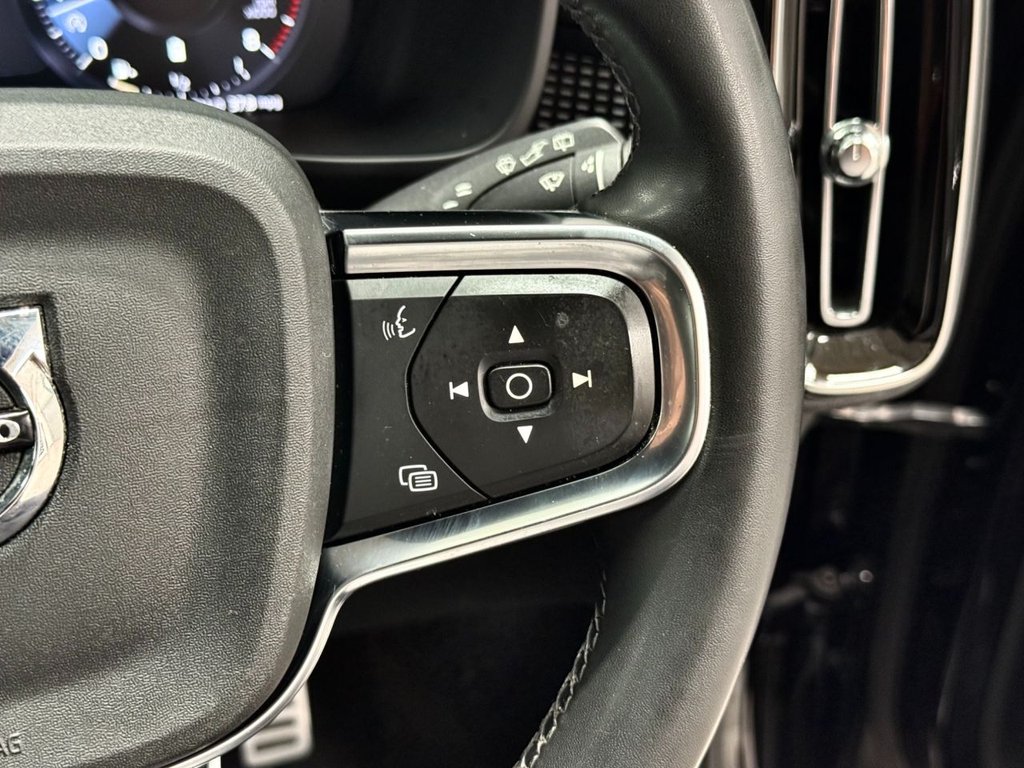 Used Volvo XC40 2022 for sale - 77332489: Photo 35