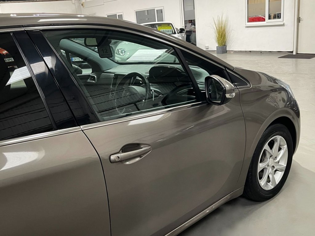 Used Peugeot 208 2012 for sale - 77332503: Photo 13