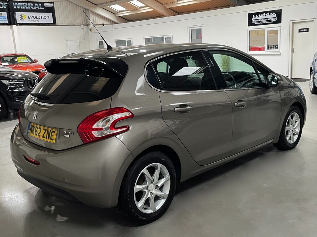 Used Peugeot 208 2012 for sale - 77332503: Photo 25