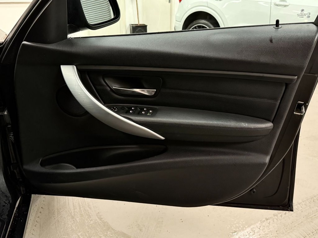 Used BMW 3 Series 2014 for sale - 77534236: Photo 36
