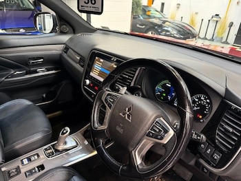 Used Mitsubishi Outlander 2021 for sale - 79345897: Photo