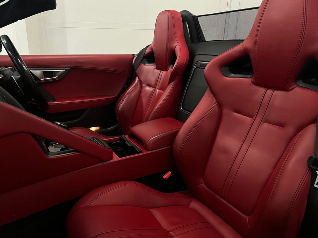 Used Jaguar F-Type 2015 for sale - 77779903: Photo 13