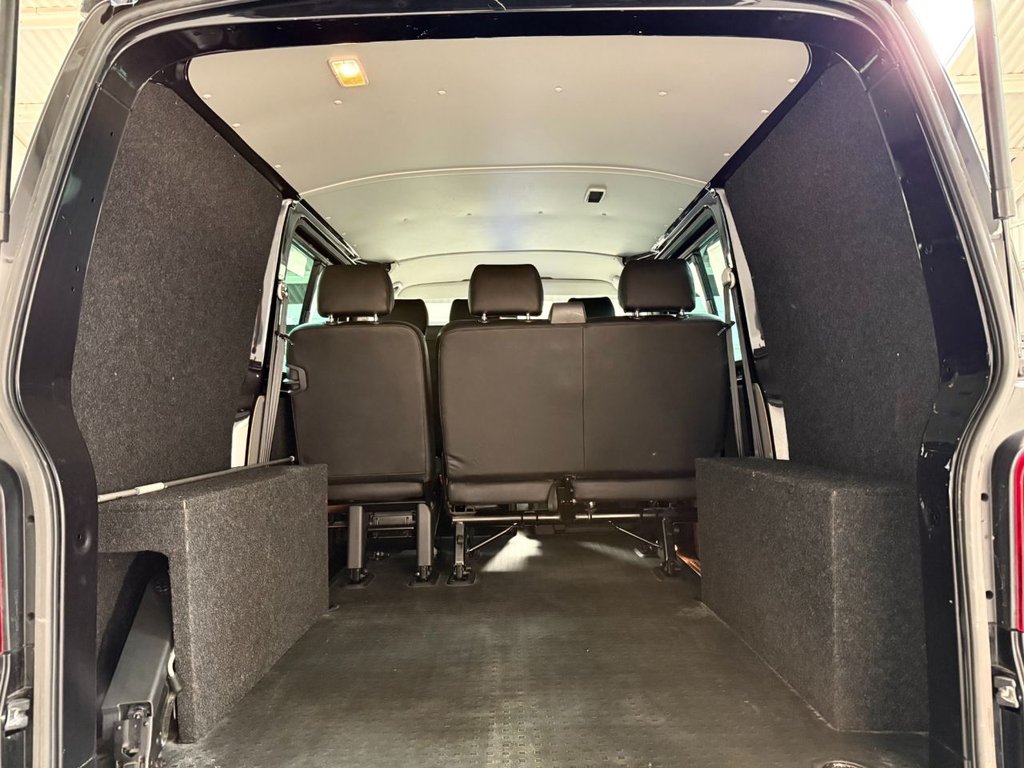 Used Volkswagen Transporter 2015 for sale - 77680538: Photo 46