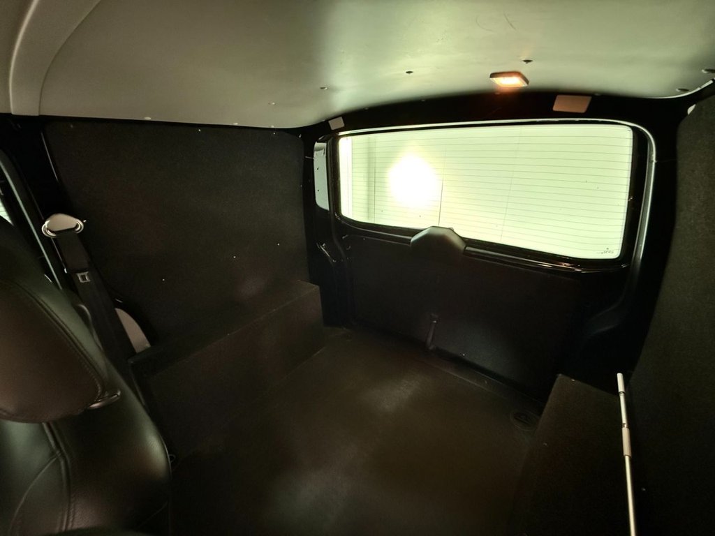 Used Volkswagen Transporter 2015 for sale - 77680538: Photo 49