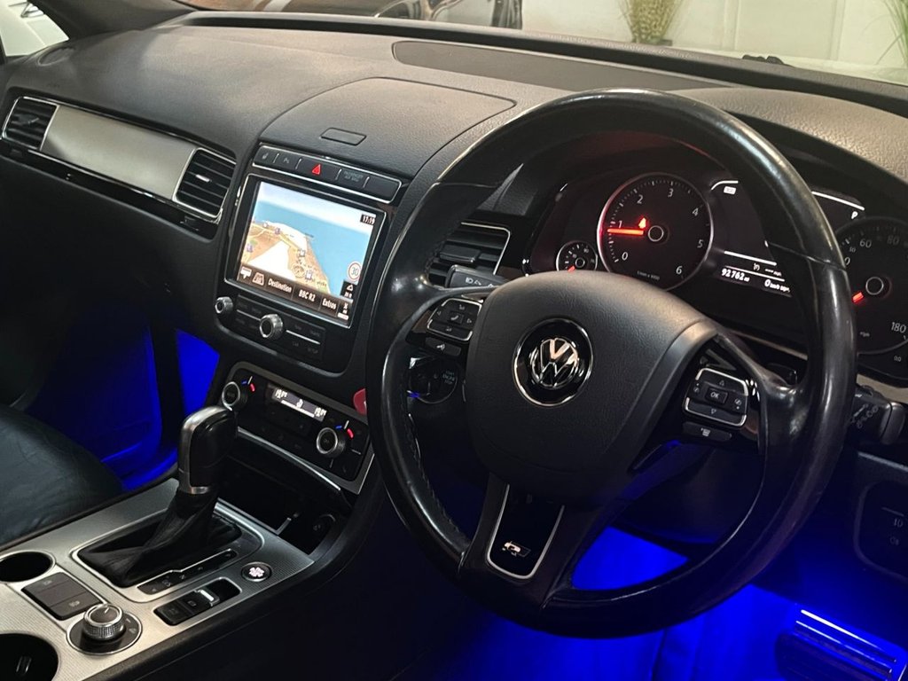 Used Volkswagen Touareg 2016 for sale - 78181214: Photo 3