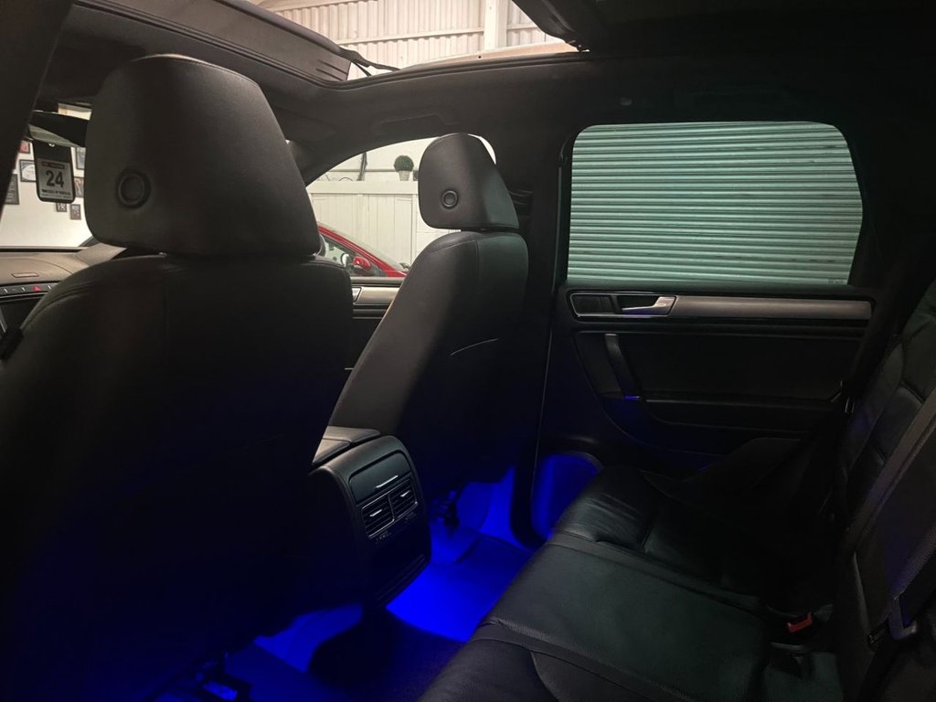 Used Volkswagen Touareg 2016 for sale - 78181214: Photo 31