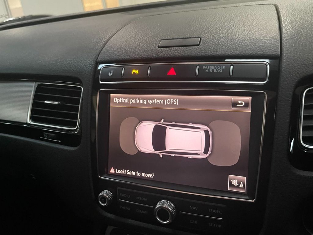 Used Volkswagen Touareg 2016 for sale - 78181214: Photo 39