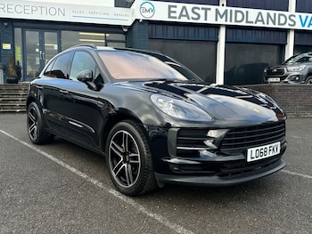 Used Porsche Macan 2018 for sale - 77452049: Photo