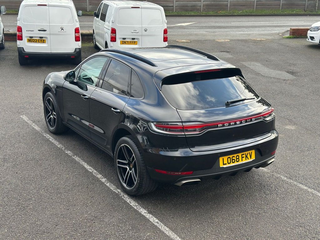 Used Porsche Macan 2018 for sale - 77452049: Photo 22