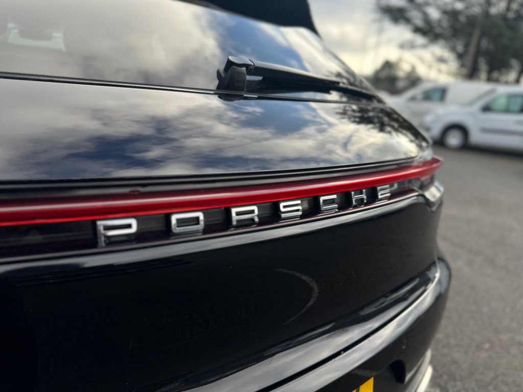 Used Porsche Macan 2018 for sale - 77452049: Photo 24