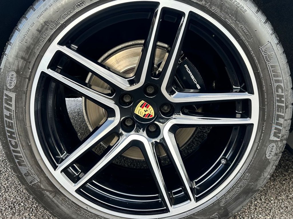 Used Porsche Macan 2018 for sale - 77452049: Photo 25