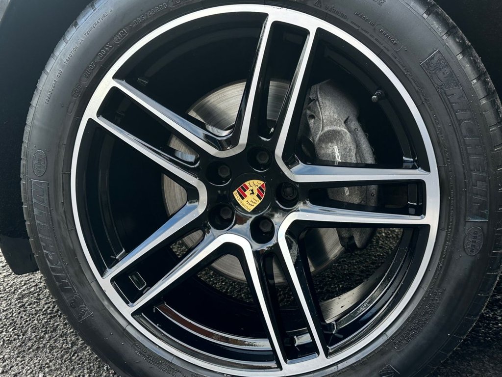 Used Porsche Macan 2018 for sale - 77452049: Photo 28