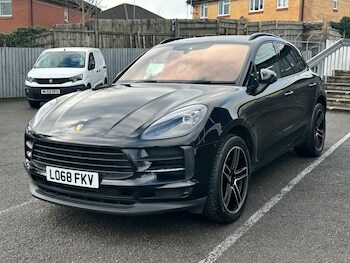 Used Porsche Macan 2018 for sale - 77452049: Photo
