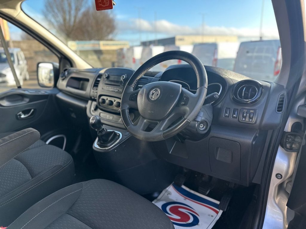 Used Vauxhall Vivaro 2016 for sale - 77176504: Photo 13