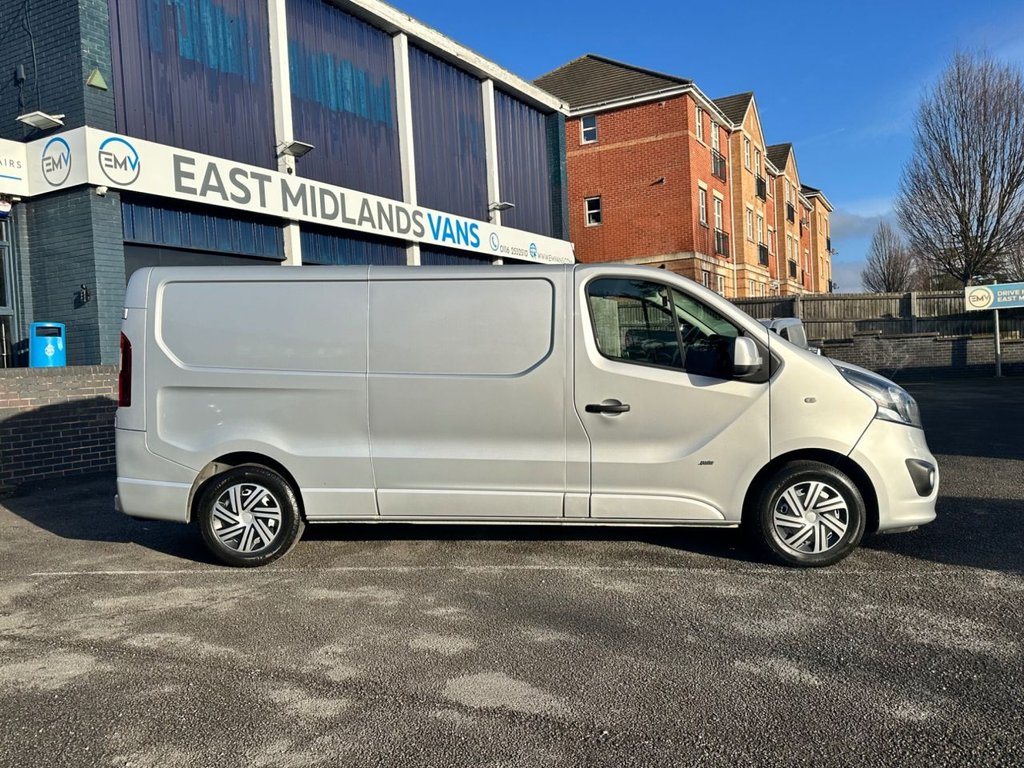 Used Vauxhall Vivaro 2016 for sale - 77176504: Photo 9