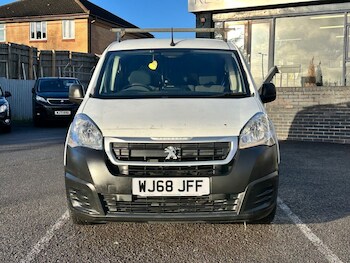 Used Peugeot Partner 2018 for sale - 77176512: Photo