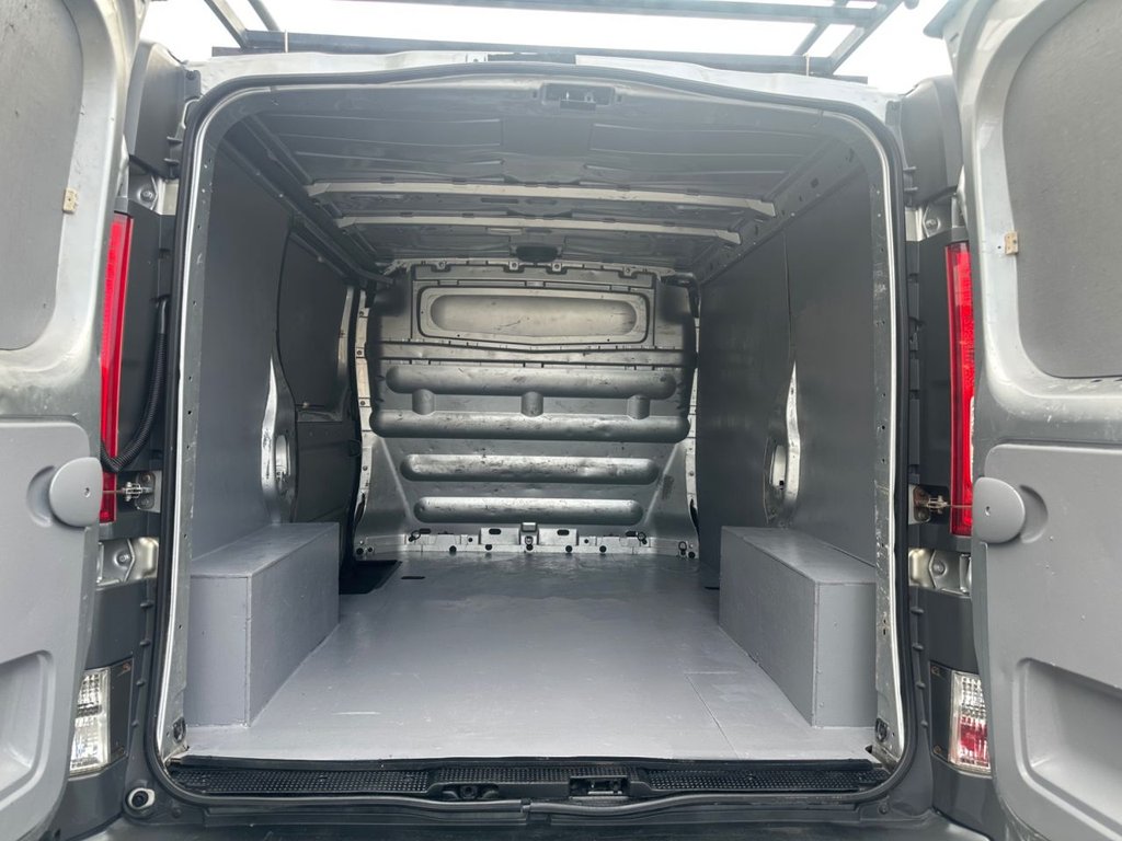 Used Vauxhall Vivaro 2013 for sale - 78082303: Photo 15