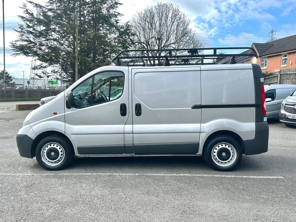 Used Vauxhall Vivaro 2013 for sale - 78082303: Photo 4