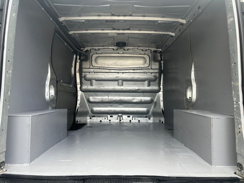 Used Vauxhall Vivaro 2013 for sale - 78082303: Photo 7