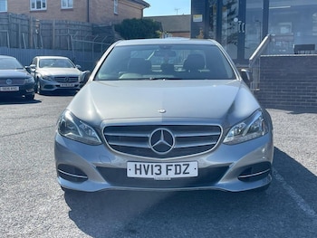 Used Mercedes-Benz E Class 2013 for sale - 79220938: Photo