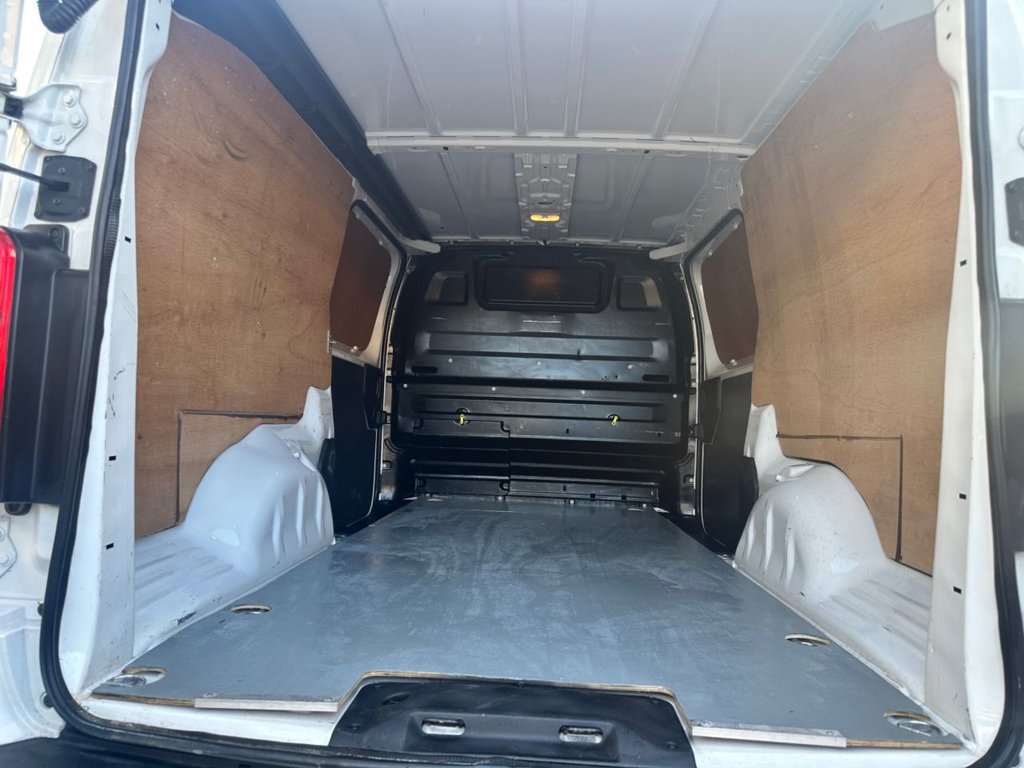 Used Vauxhall Vivaro 2020 for sale - 77176501: Photo 13