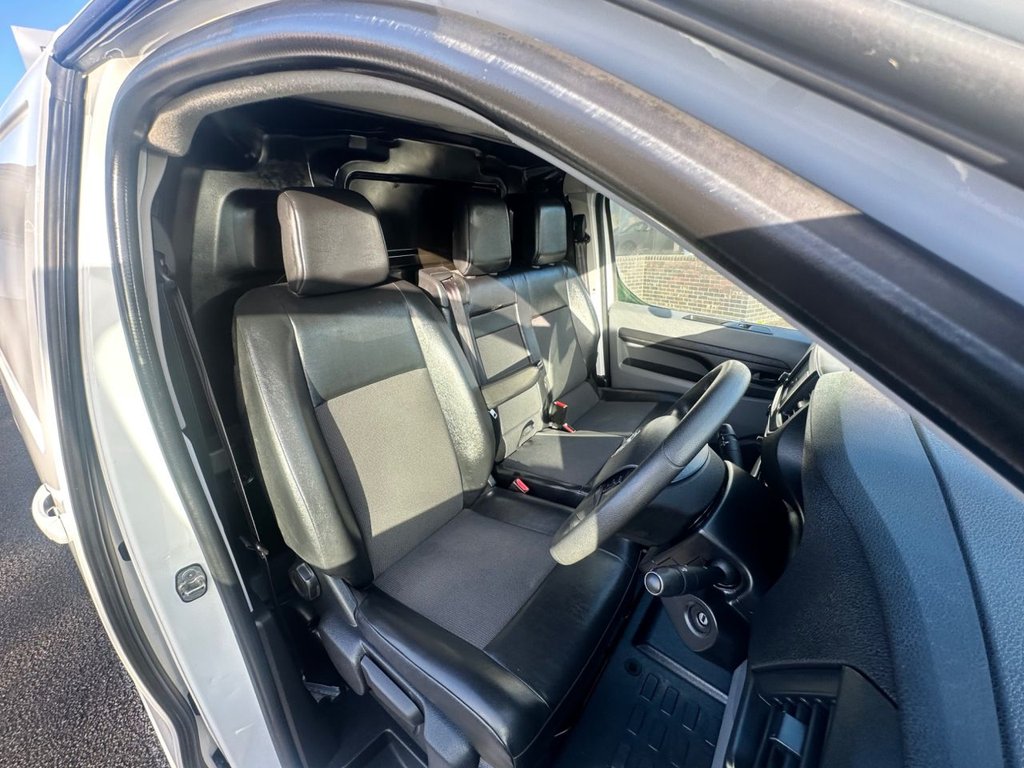 Used Vauxhall Vivaro 2020 for sale - 77176501: Photo 16