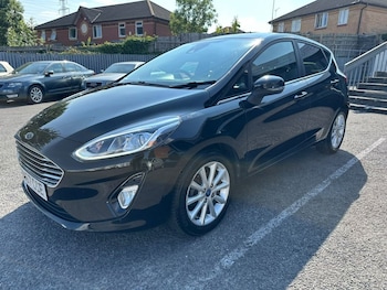 Used Ford Fiesta 2017 for sale - 79178121: Photo
