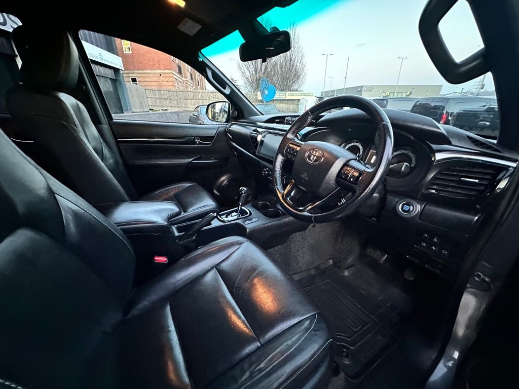 Used Toyota Hilux 2019 for sale - 77176505: Photo 12