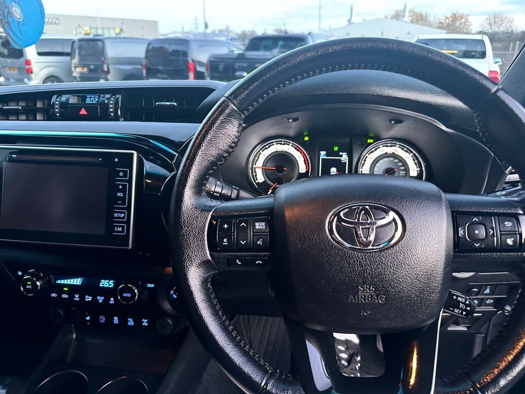 Used Toyota Hilux 2019 for sale - 77176505: Photo 18