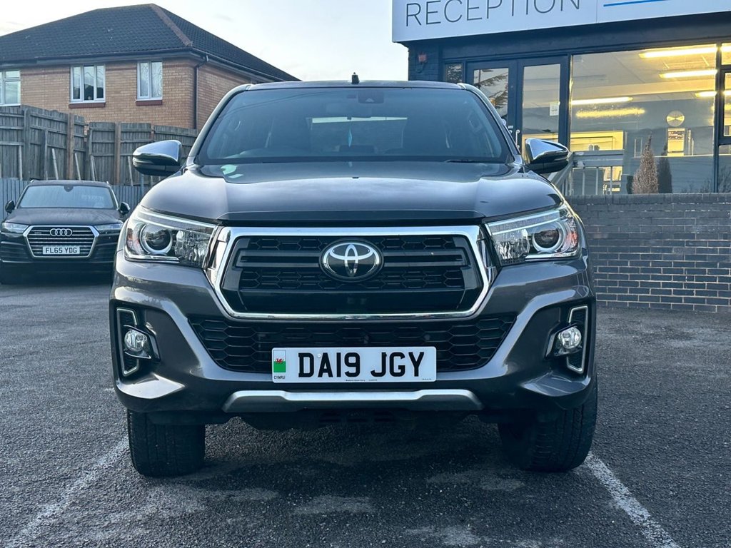 Used Toyota Hilux 2019 for sale - 77176505: Photo 2