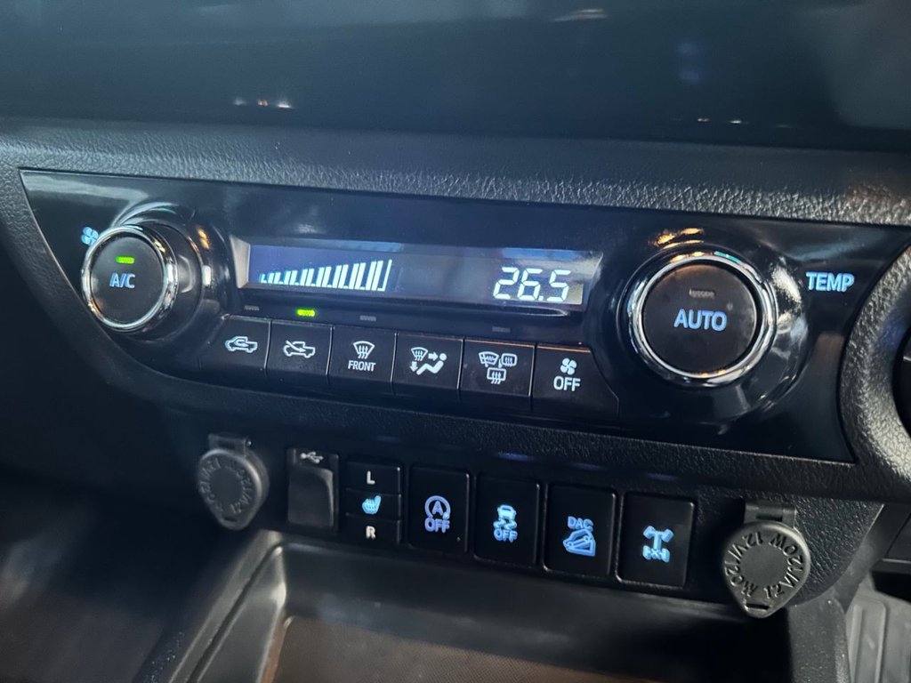 Used Toyota Hilux 2019 for sale - 77176505: Photo 25